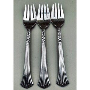 3 Oneida FLORAL QUEEN Silver Plate 1881 Rogers Salad Forks Retired